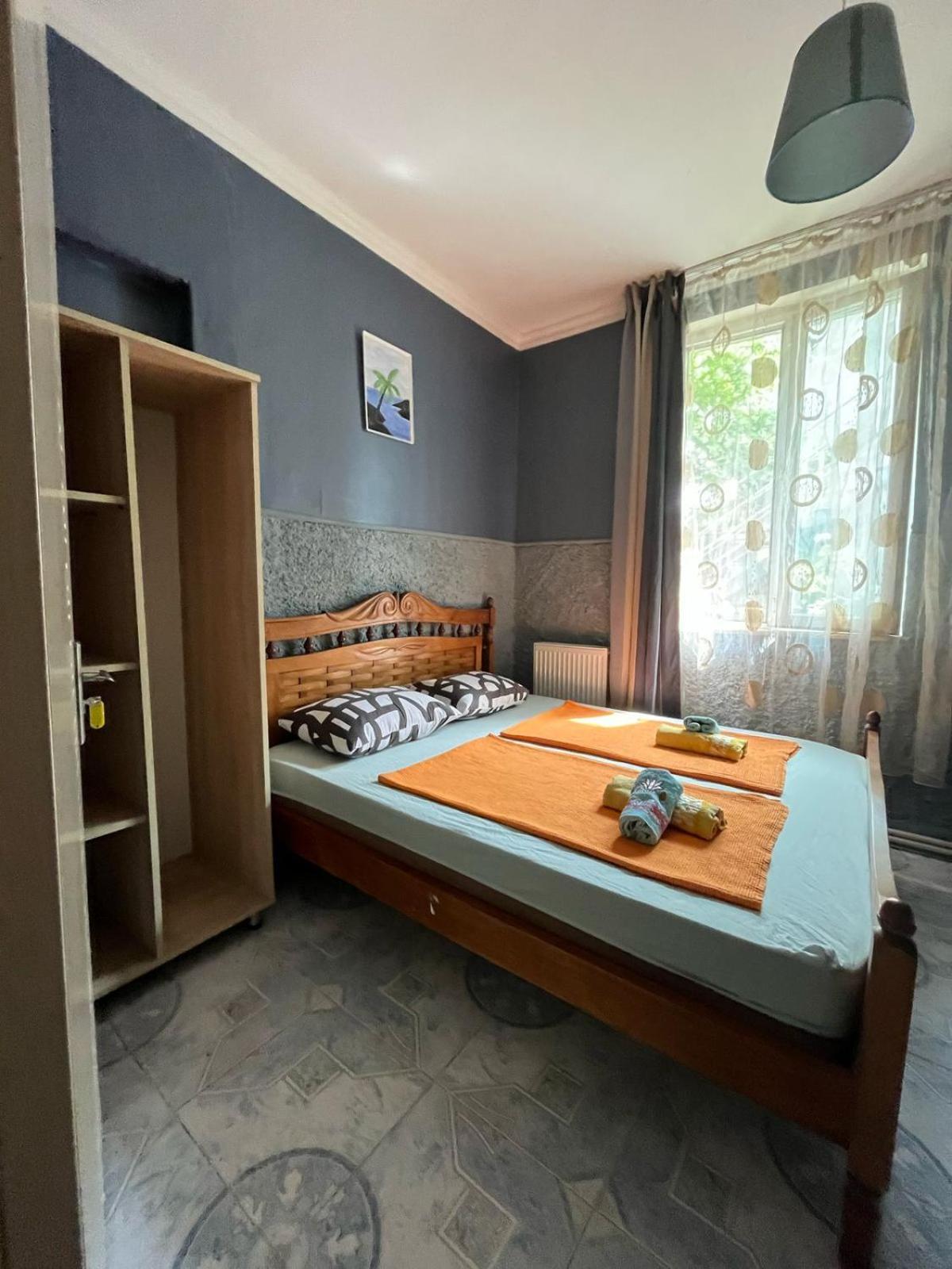Guest House Barbi Batumi Exterior foto